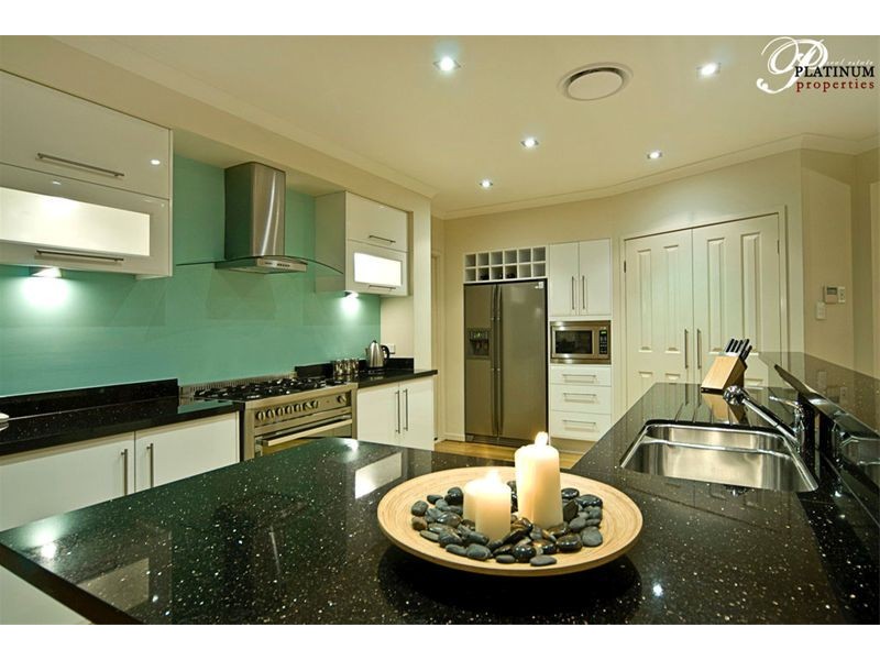 3 Veninde Lane, Coomera Waters QLD 4209