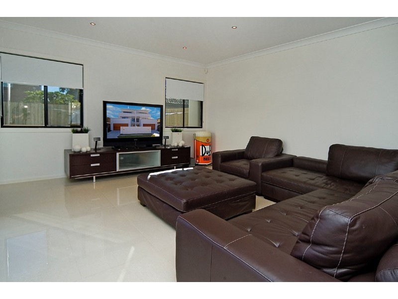 1/46 Bayview Street, Runaway Bay QLD 4216