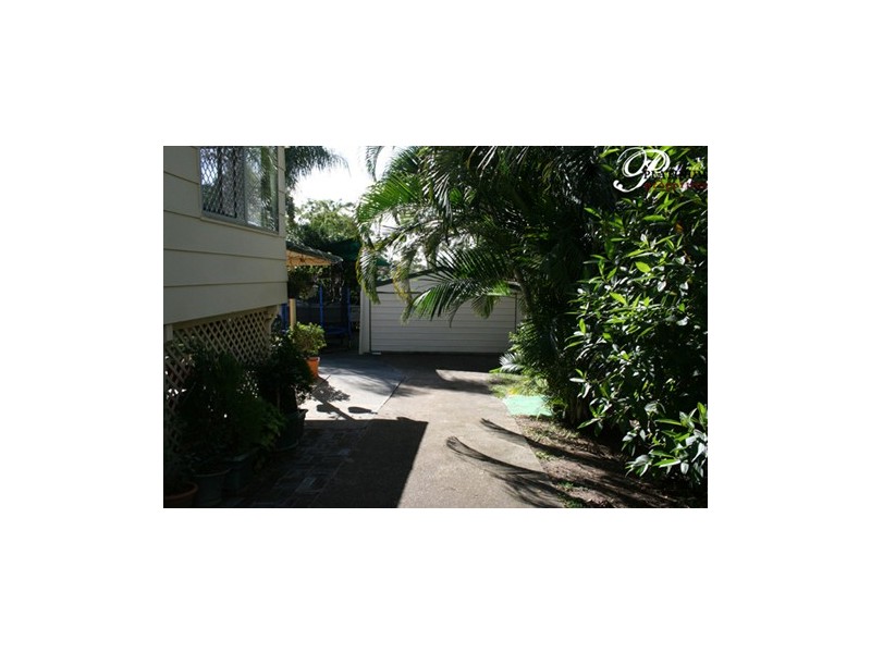 165 Whiting Street, Labrador QLD 4215