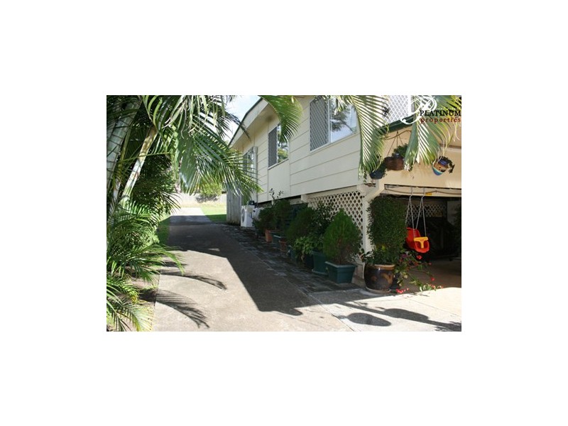 165 Whiting Street, Labrador QLD 4215