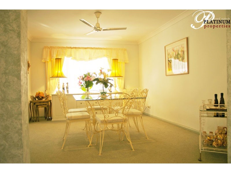 5 Glendale Place, Helensvale QLD 4212