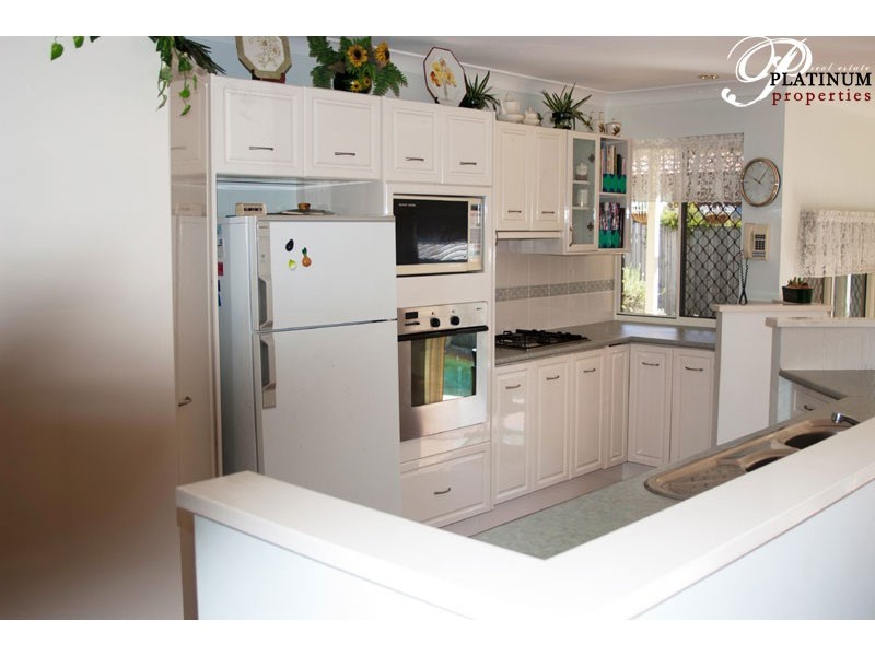 5 Glendale Place, Helensvale QLD 4212