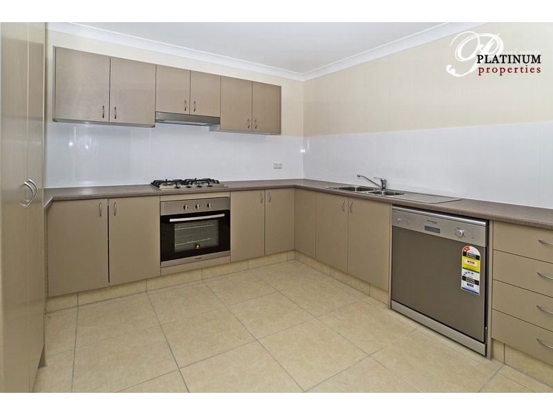 2/1 O’Connor Place, Upper Coomera QLD 4209