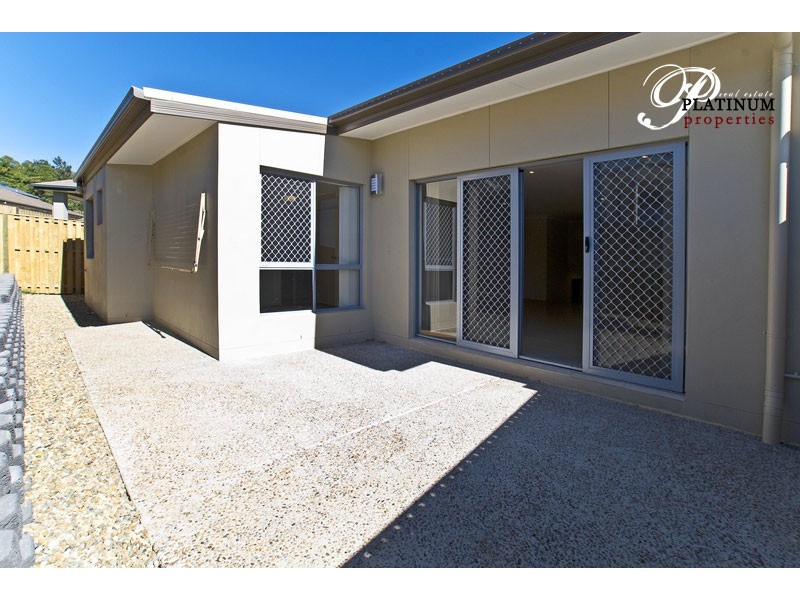 2/1 O’Connor Place, Upper Coomera QLD 4209