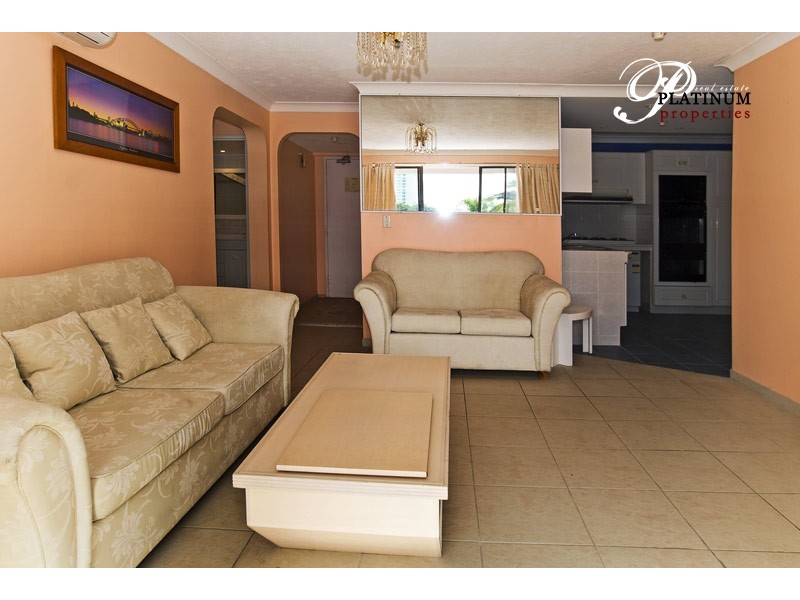 18 Commodore Drive, Paradise Waters QLD 4217