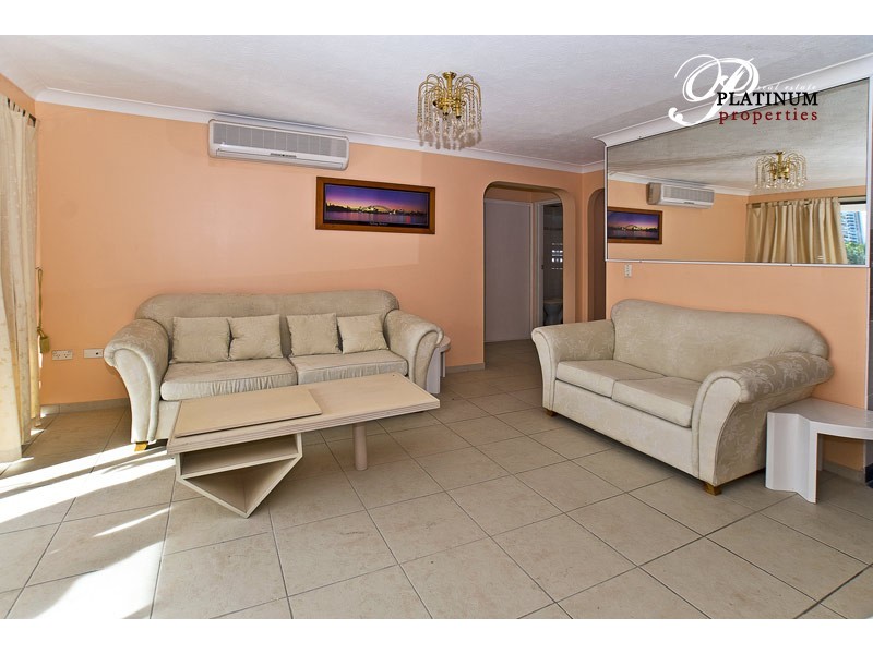 18 Commodore Drive, Paradise Waters QLD 4217