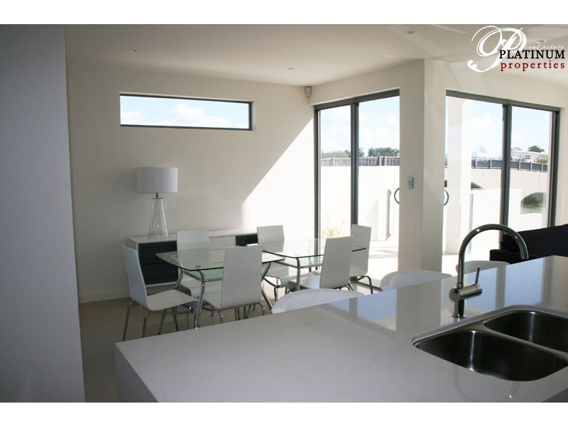 1/11 South Quay, Biggera Waters QLD 4216