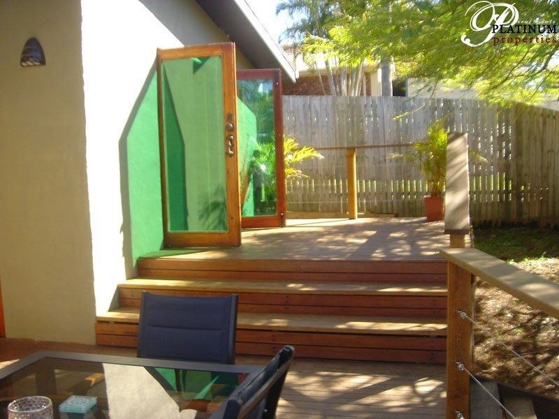 147 Hinkler Drive, Worongary QLD 4213