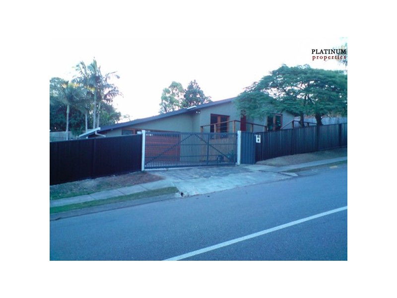 147 Hinkler Drive, Worongary QLD 4213