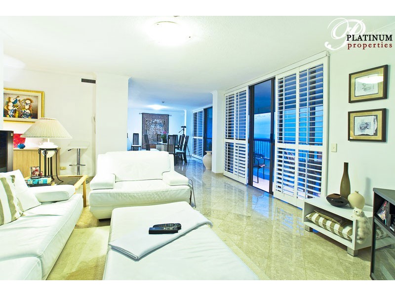 16B/114 Marine Pde, Southport QLD 4215