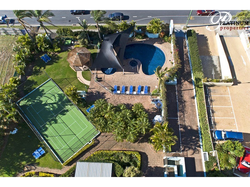 16B/114 Marine Pde, Southport QLD 4215