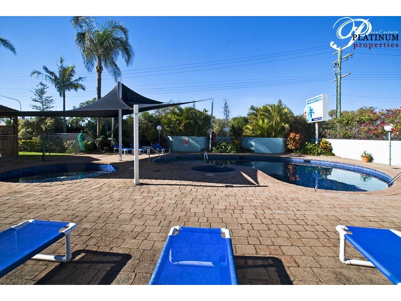 16B/114 Marine Pde, Southport QLD 4215