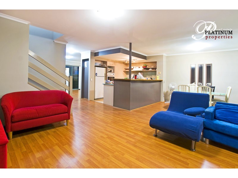 8/1 University Drive, Robina QLD 4226