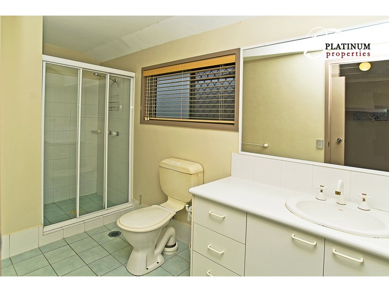 8/1 University Drive, Robina QLD 4226