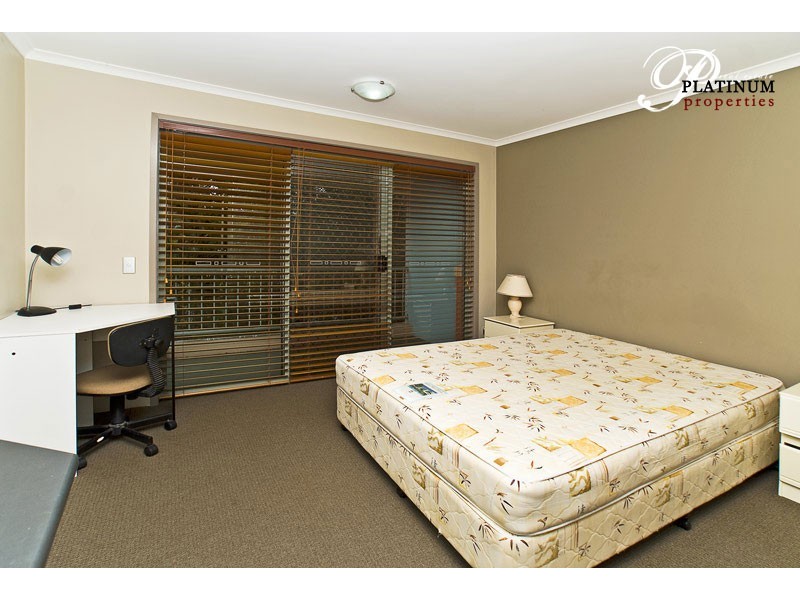 8/1 University Drive, Robina QLD 4226