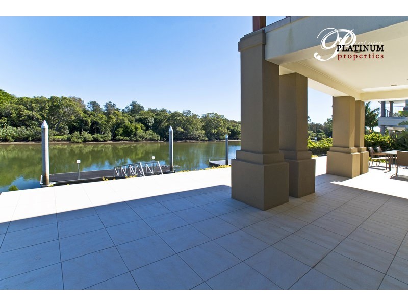 Hope Island QLD 4212