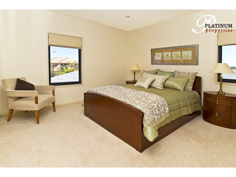 Hope Island QLD 4212