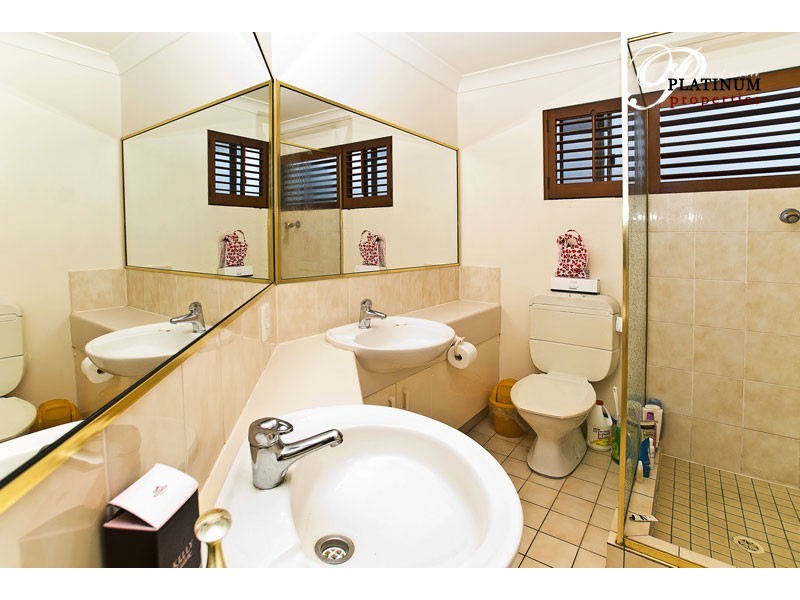 Hope Island QLD 4212