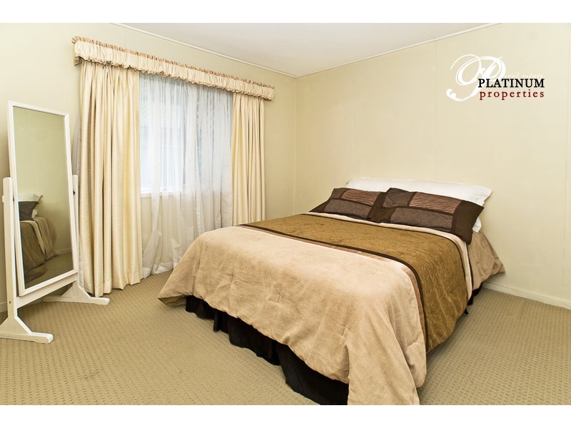 2/9 Middle Street, Labrador QLD 4215