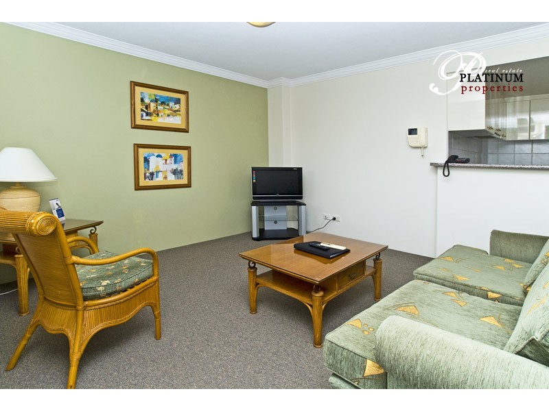9A Beach Pde, Surfers Paradise QLD 4217