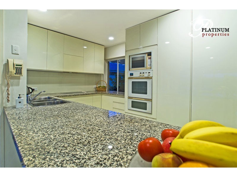 91A Cabana Bvd, Benowa Waters QLD 4217