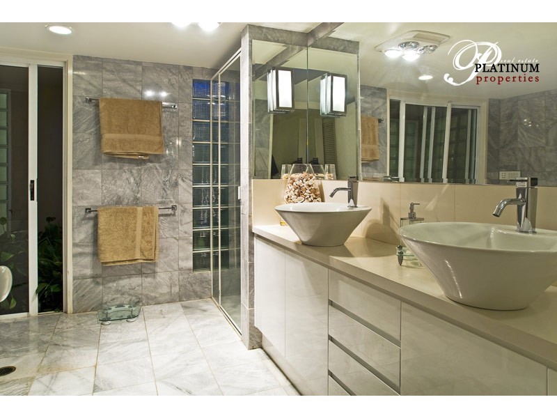 91A Cabana Bvd, Benowa Waters QLD 4217