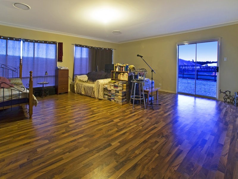 4 Green Acre Way, Maudsland QLD 4210