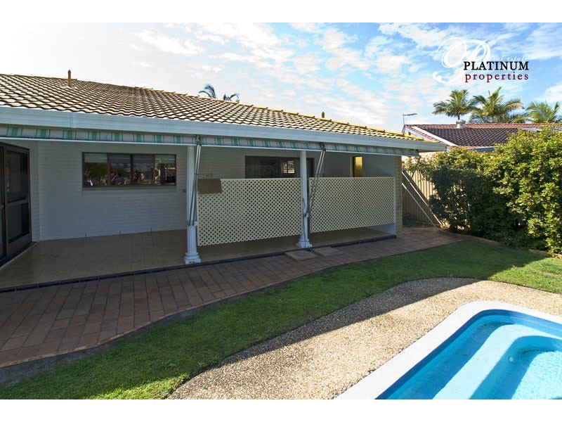 72 O’Grady Drive, Paradise Point QLD 4216