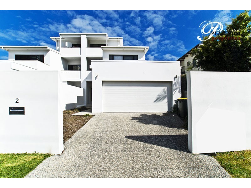 2/40 Bayview Street, Runaway Bay QLD 4216