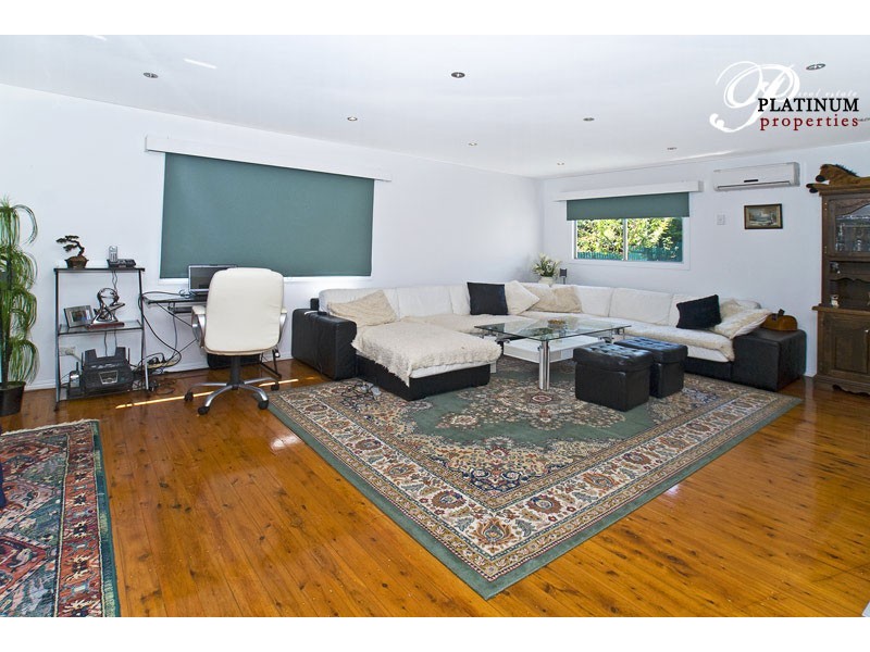 18 Kathleen Ave, Southport QLD 4215