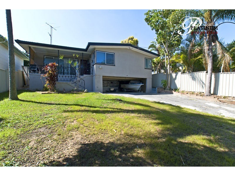 18 Kathleen Ave, Southport QLD 4215