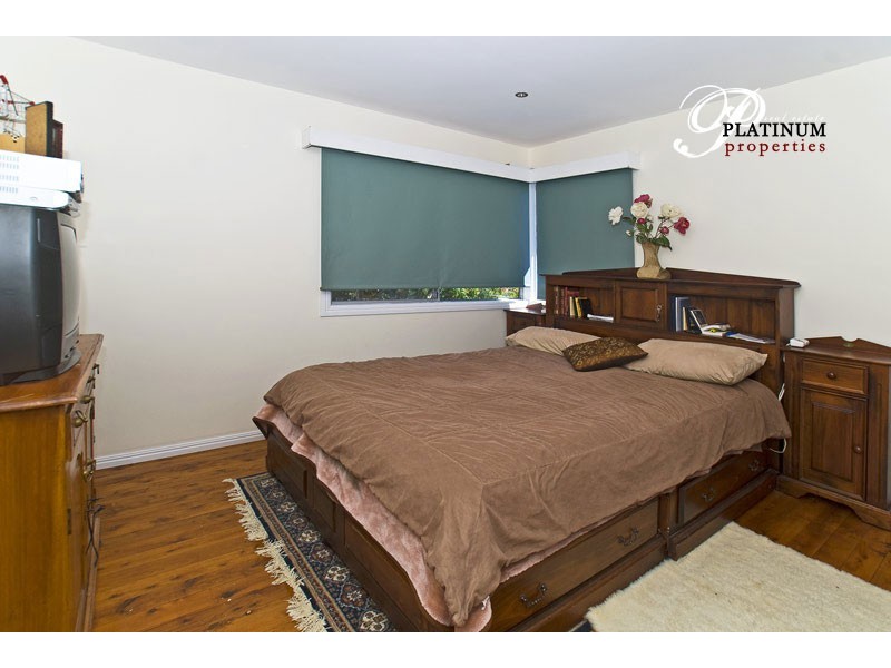 18 Kathleen Ave, Southport QLD 4215