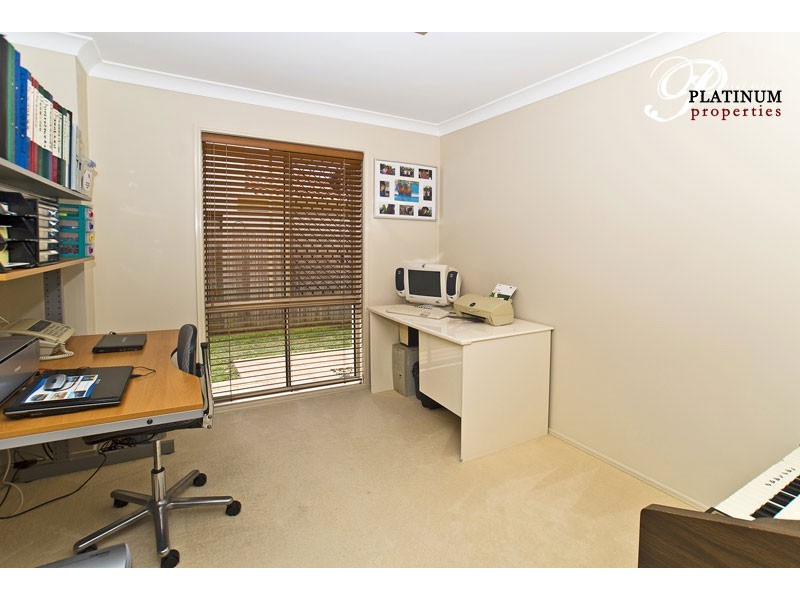 42 Gumleaf Drive, Molendinar QLD 4214