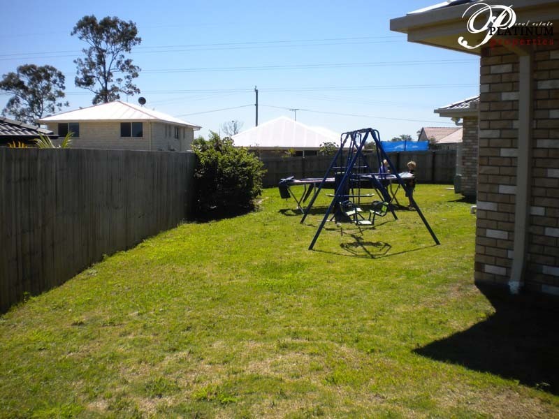 45 Stewart St, Marsden QLD 4132