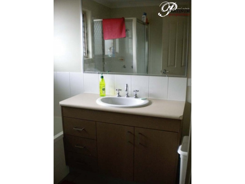 45 Stewart St, Marsden QLD 4132