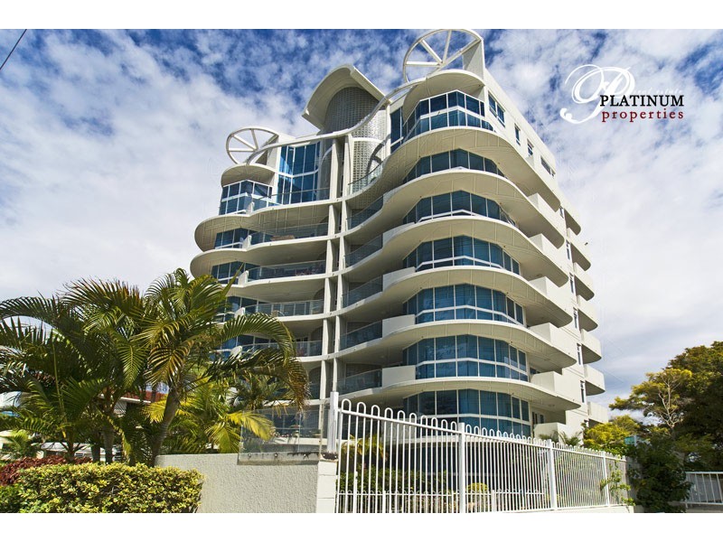 12/204 Marine Parade, Labrador QLD 4215