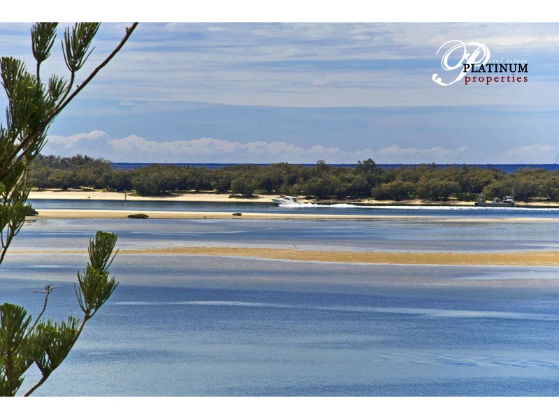 12/204 Marine Parade, Labrador QLD 4215