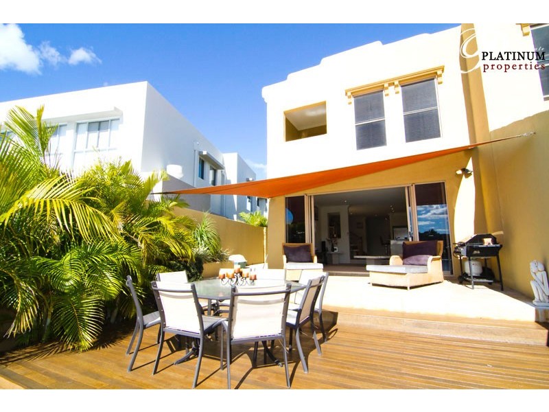 23A Compass Drive, Biggera Waters QLD 4216