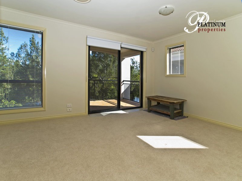 8869 Magnolia Drive East, Hope Island QLD 4212