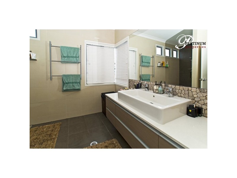 45 Costa Del Sol, Runaway Bay QLD 4216