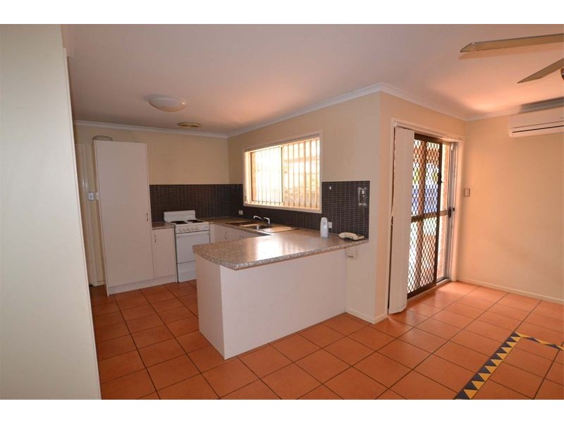 35 Salvia Street, Hollywell QLD 4216