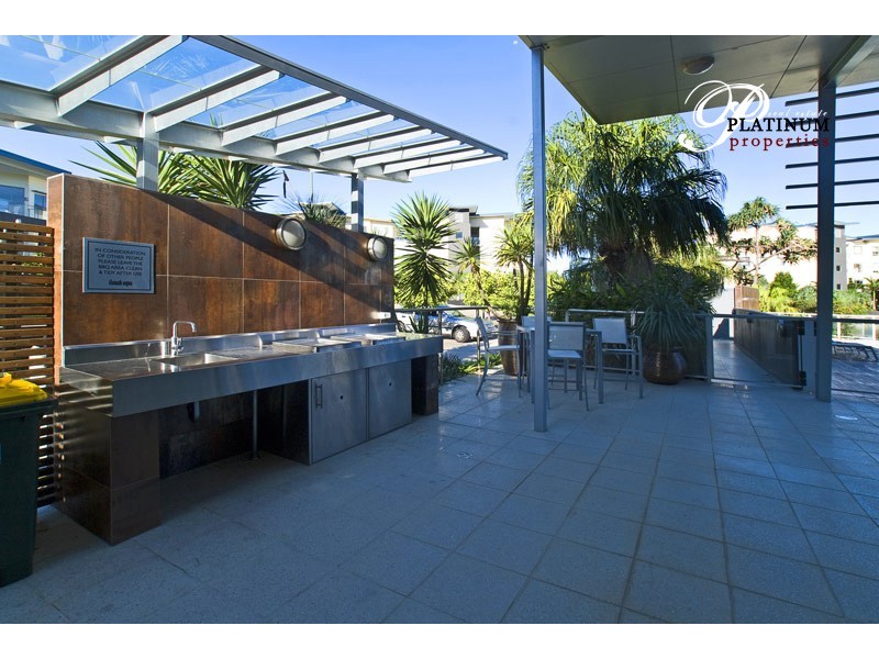 Level 2 323/3 Pendraat Avenue, Hope Island QLD 4212