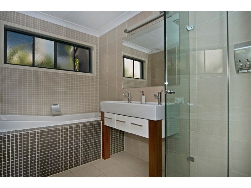 Coomera Waters QLD 4209