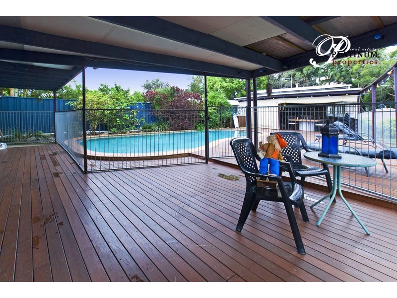 13 Mungera Street, Biggera Waters QLD 4216
