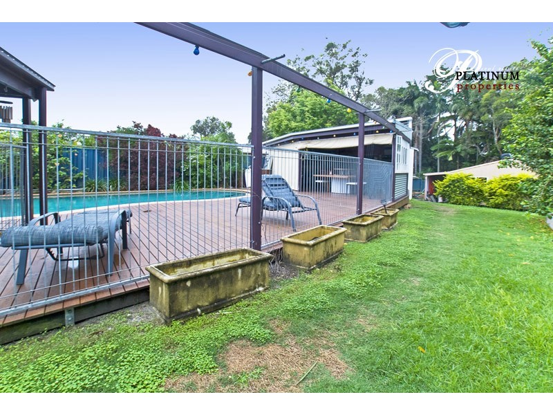 13 Mungera Street, Biggera Waters QLD 4216