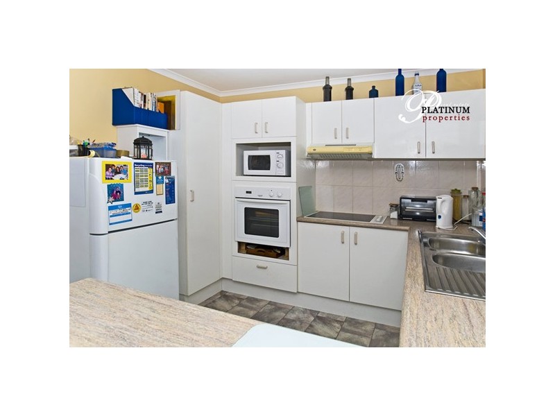 1/8 Keats Place, Nerang QLD 4211