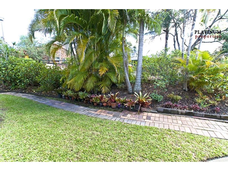 1/8 Keats Place, Nerang QLD 4211