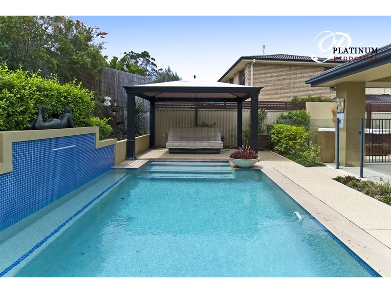 6 Stonewood Court, Molendinar QLD 4214