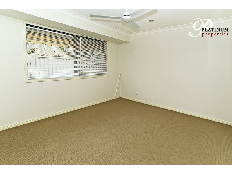 6 Stonewood Court, Molendinar QLD 4214