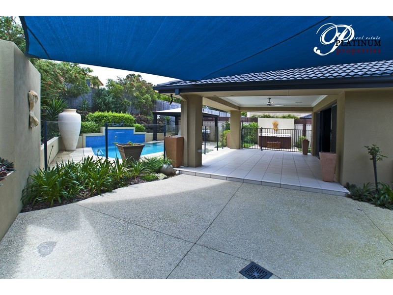 6 Stonewood Court, Molendinar QLD 4214